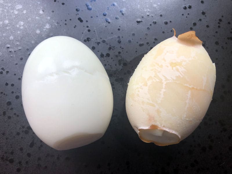 Difference between air fried and pan boiled eggs with browned vs. clean set egg whites