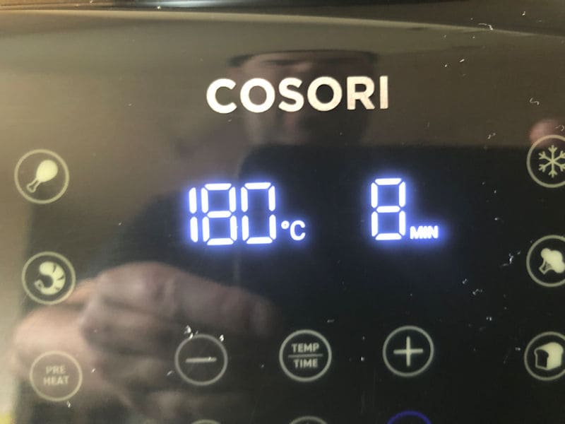 Air fryer time and temperature display